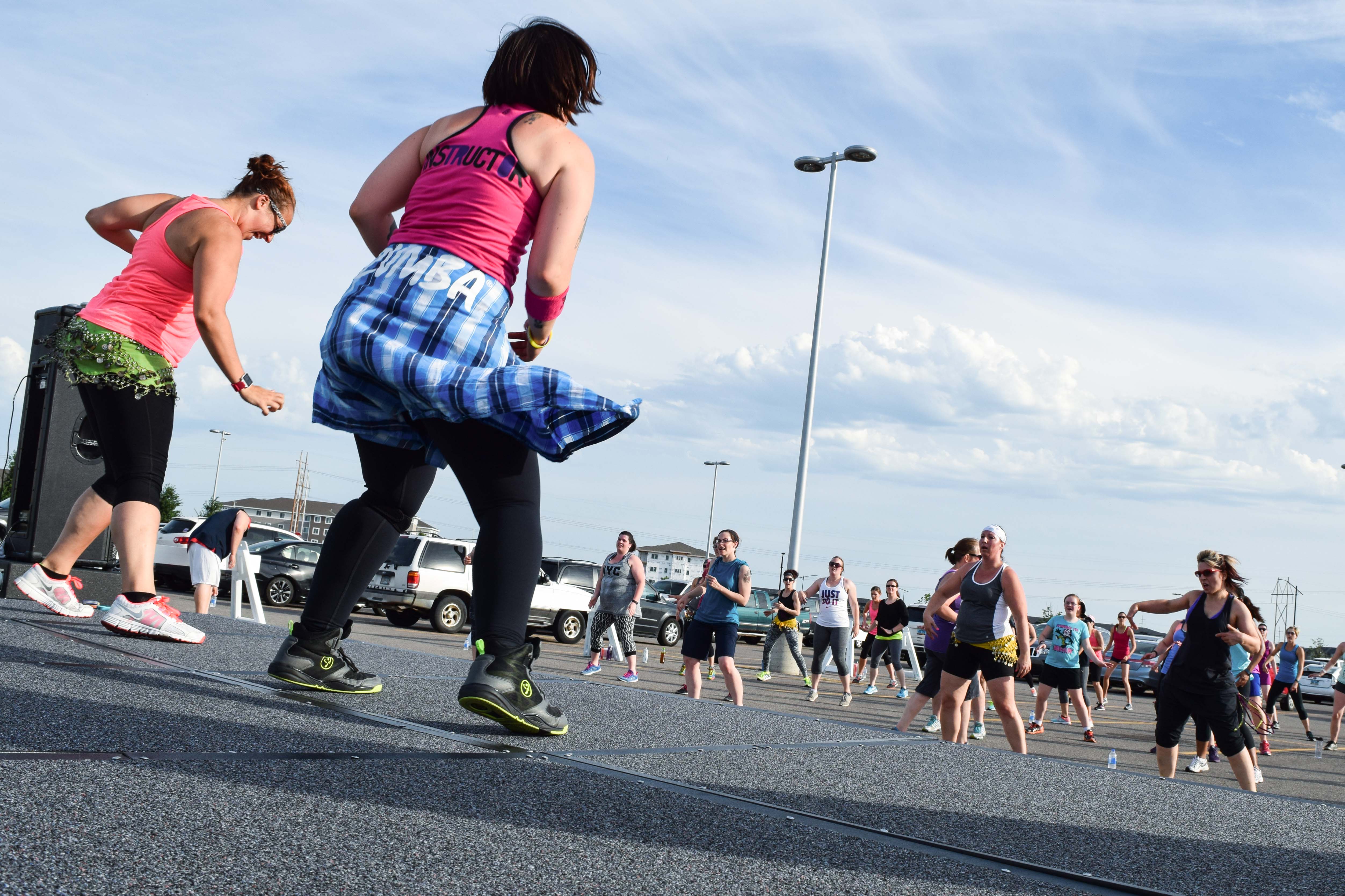 outdoor zumba 2 Family Wellness Fargo
